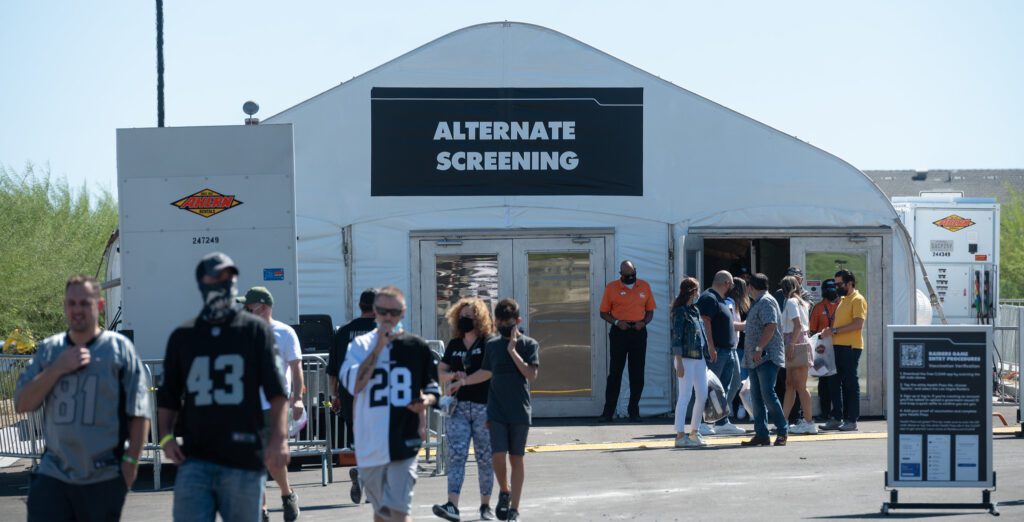 No snarls as Raiders host first NFL game with vaccination checks