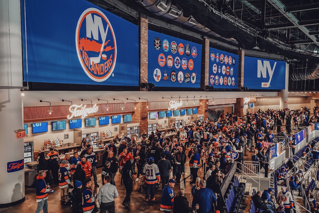 In-Venue Technology Making NY Islanders Fans Feel at Home - Diversified